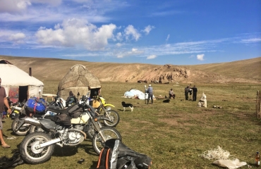wyprawy na quadach motocykle Kirgistan