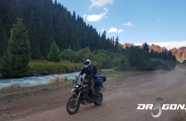 Motorcycle tours Kyrgyzstan biszkek rent a motorcycle travel asia pamir highway silk road 