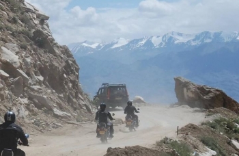 Himalaje na Royal Enfield - srodek sezonu zapraszamy na wyprawy motocyklowe w Himalaje