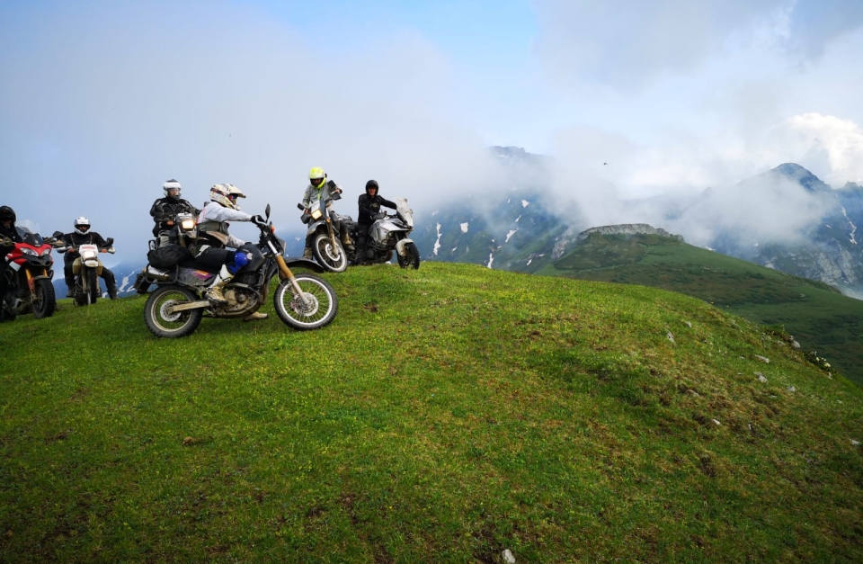 Gruzińska przygoda - wyprawa motocyklowa Gruzja - 7 dni